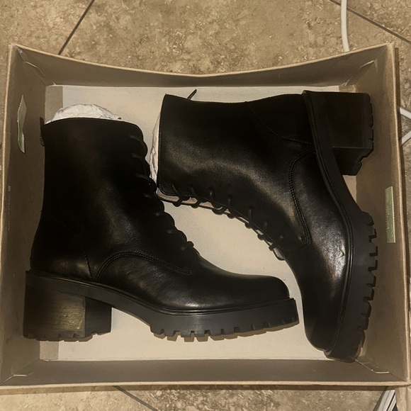 NEW Madewell The Bradley Heeled Lugsole Boot - Picture 4 of 4